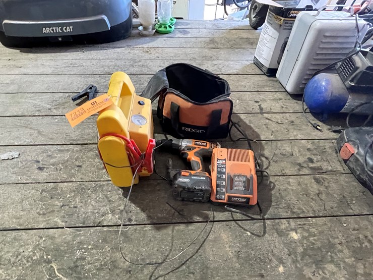 #7213-•-rigid-18v-drill-and-roadmaster-charging-pack-image-2