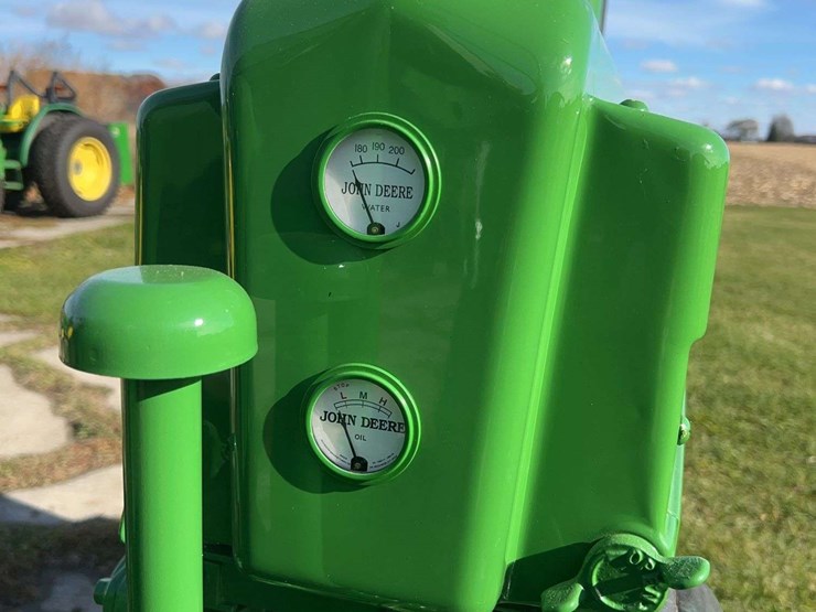 john-deere-model-b-image-52