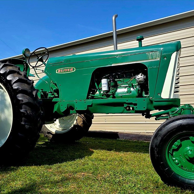 1958 OLIVER 770