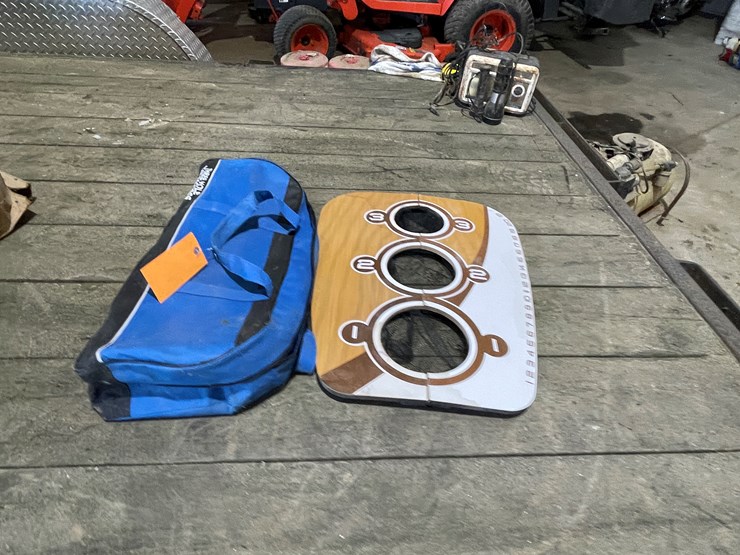 #7228-•-3-hole-bean-bag-toss-game-image-2