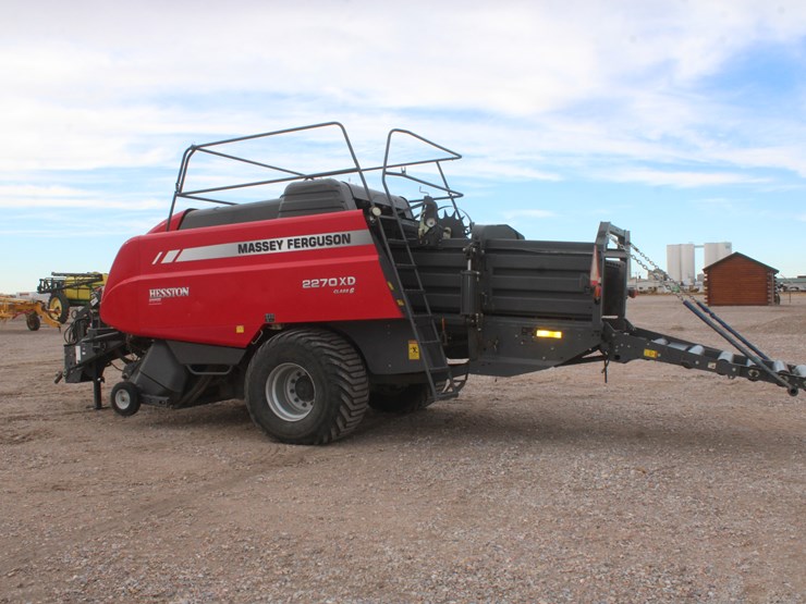massey-ferguson-2270xd-image-11