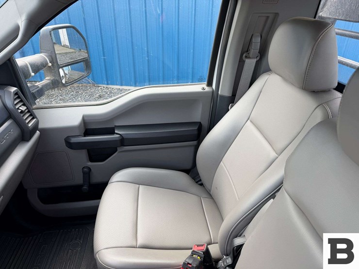 2019-ford-f350-image-25