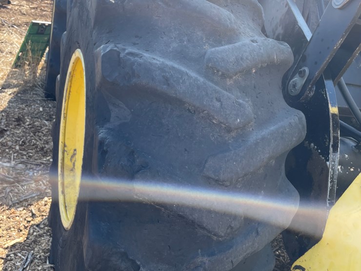 2005-deere-643j-image-58