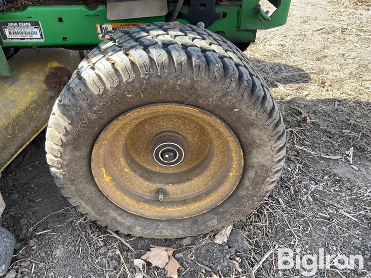 john-deere-gt235-image-17