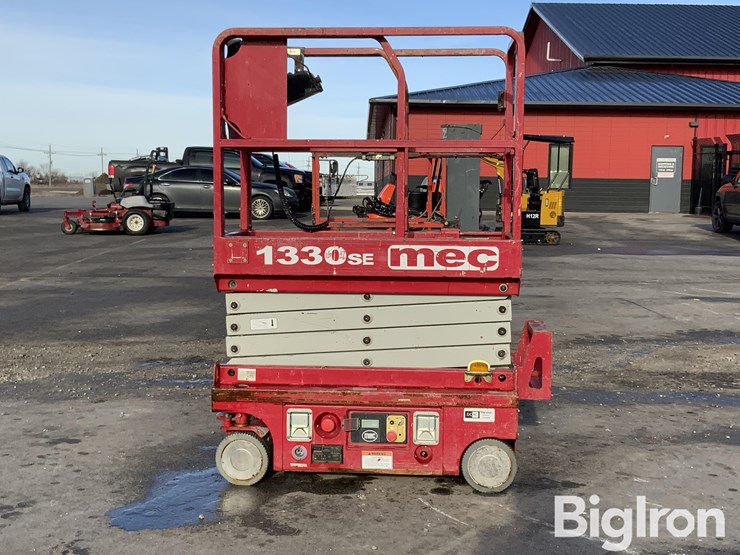 2018-massey-ferguson-730-image-8