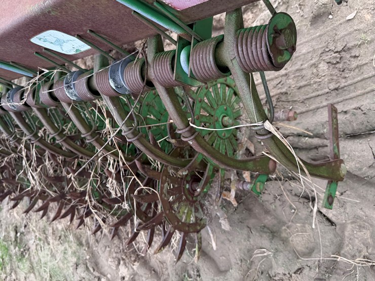 john-deere-400-image-11