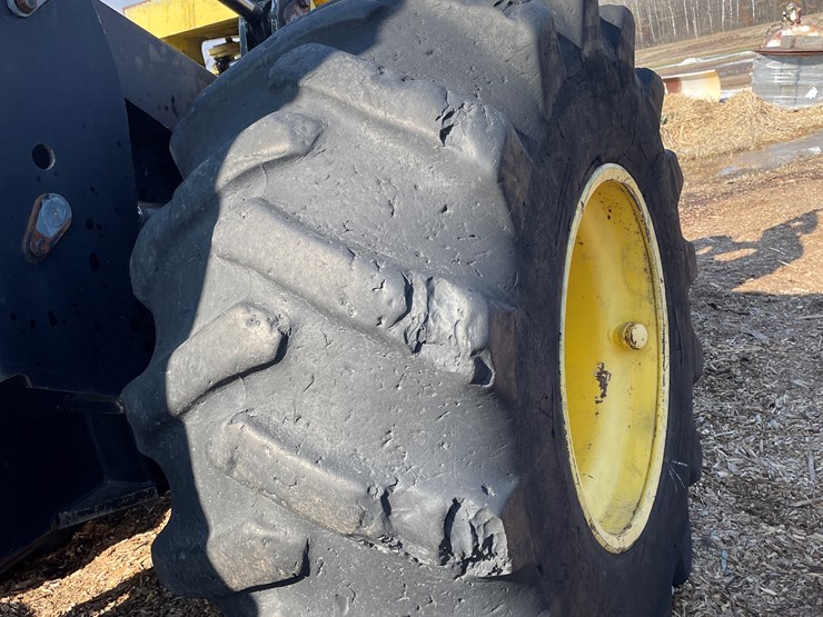 2005-deere-643j-image-60