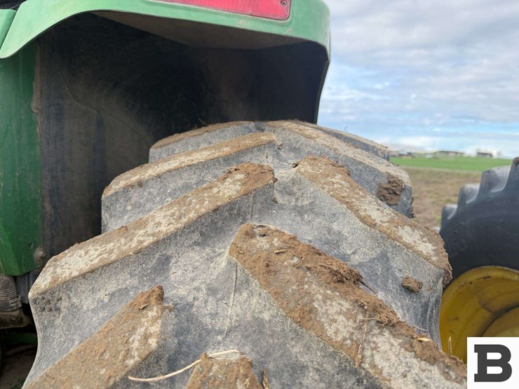 1995-john-deere-8300-image-53