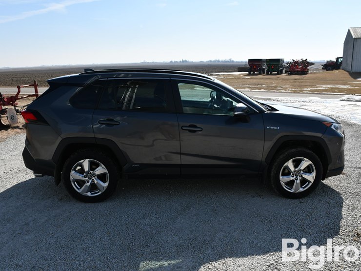 2021-toyota-rav4-image-4