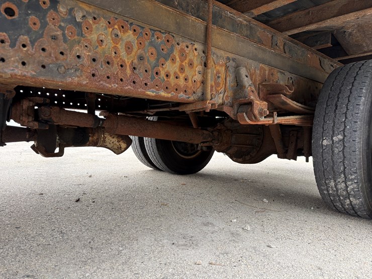 #1154-•-2009-isuzu-box-truck-(has-wi-title)-(new-berlin,-wi)-image-14