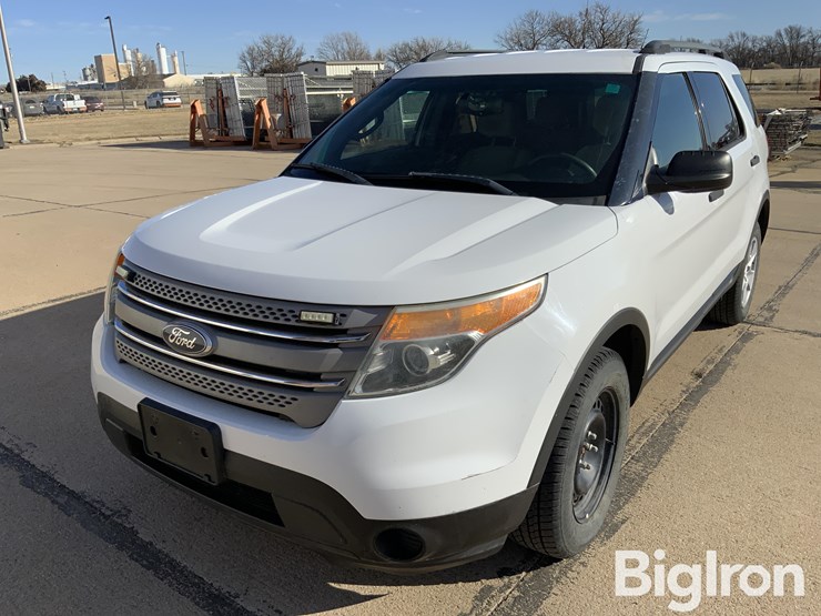 2013-ford-explorer-image-12