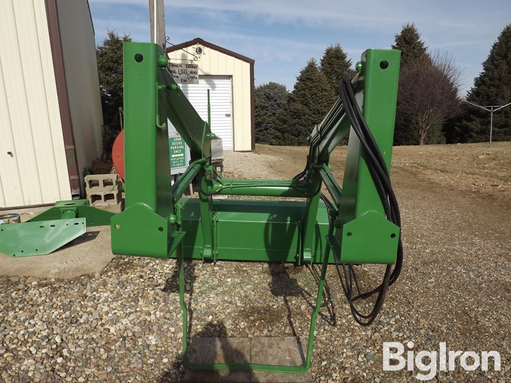 john-deere-148-image-6