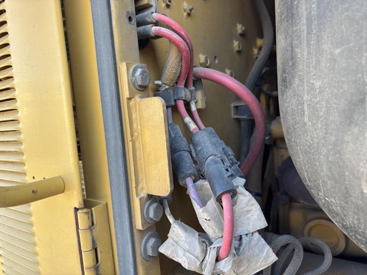 caterpillar-143h-image-68