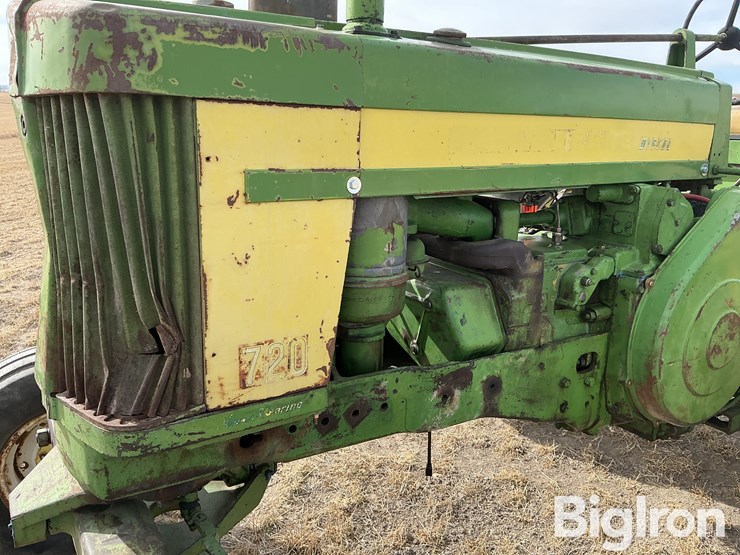 1957-john-deere-720-image-17
