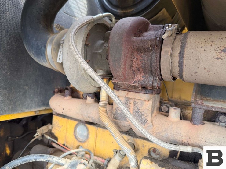 2001-komatsu-wa380-3-image-54