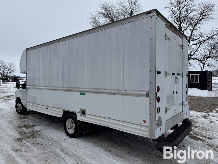 2008-ford-e350-image-7