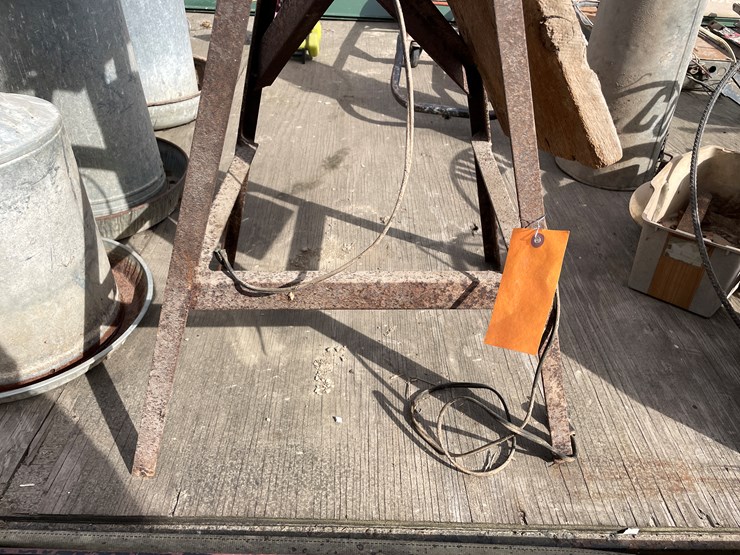 #7254-•-chicken-debeaker-image-11