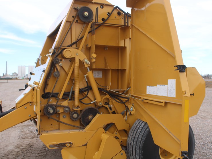 2005-vermeer-605m-image-16