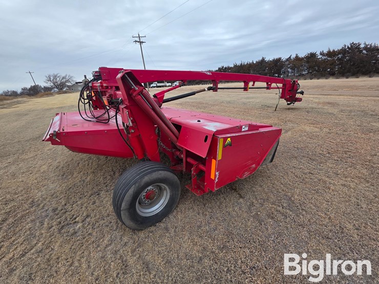 2012-hesston-1375-image-5