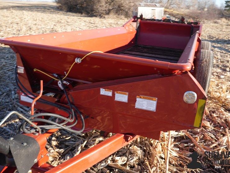 new-holland-185-image-12