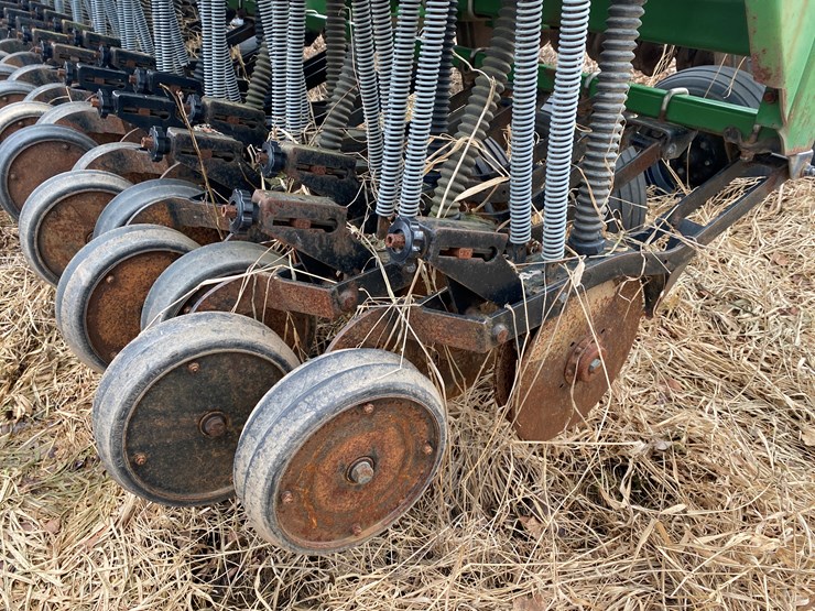 great-plains-solid-stand-30-image-8