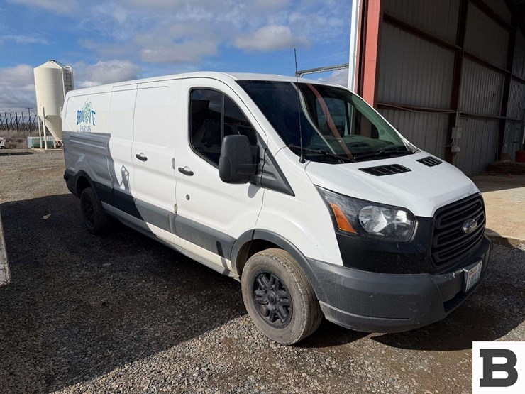 2015-ford-transit-image-5