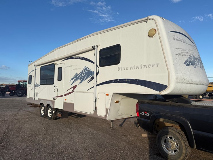 2006-keystone-camper-image-1