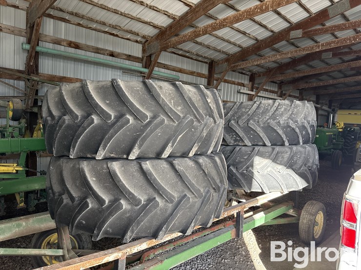 john-deere-4830-image-1