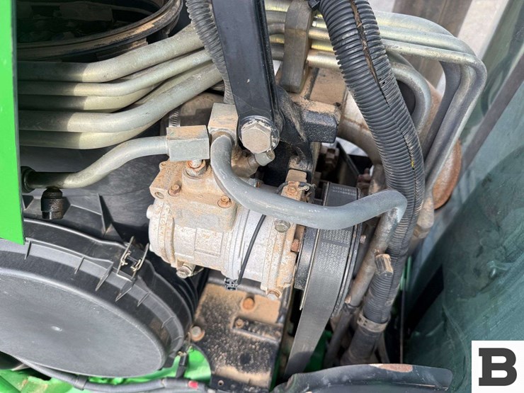 2003-john-deere-8520t-image-19