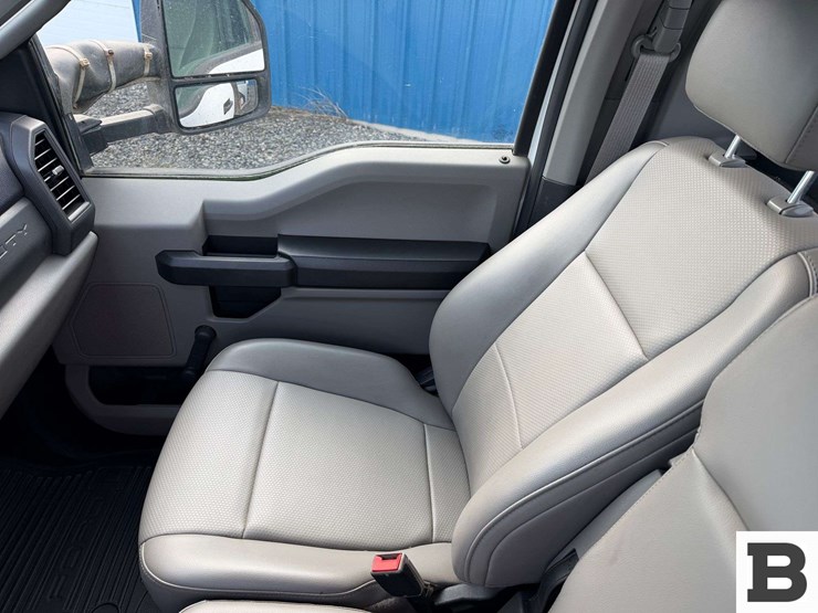 2019-ford-f350-image-24