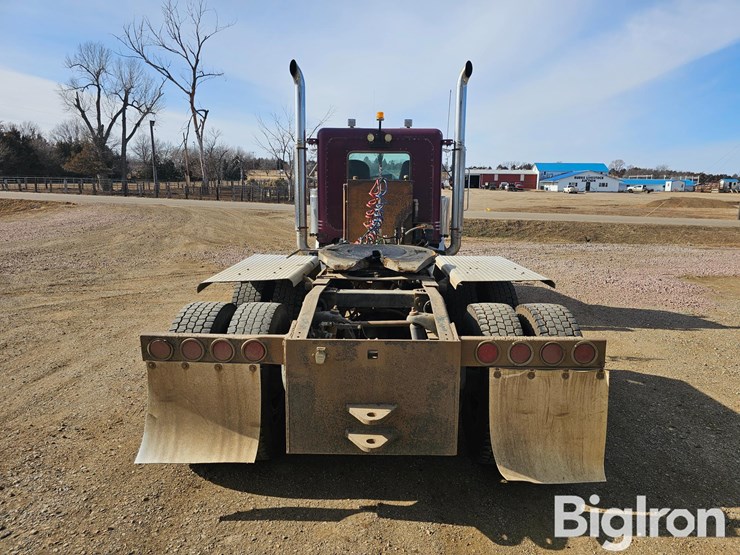 1996-peterbilt-379-image-6