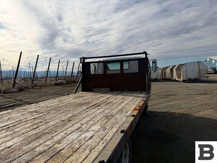 1999-isuzu-npr-image-25