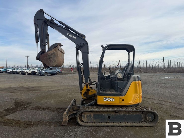 2012-deere-50d-image-2