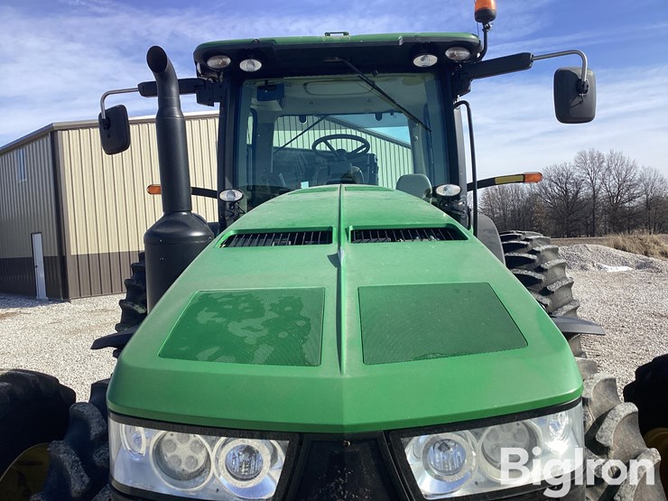 2011-john-deere-8310r-image-13