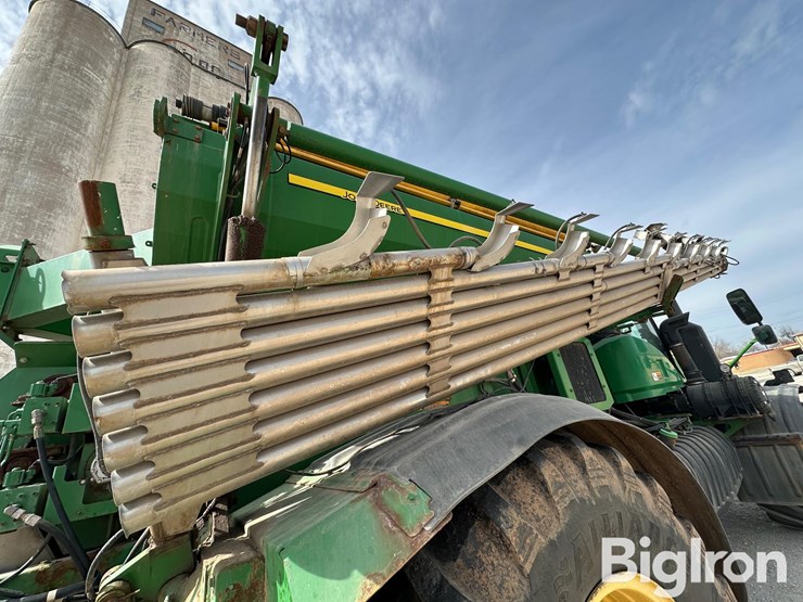 2018-john-deere-f4365-image-19