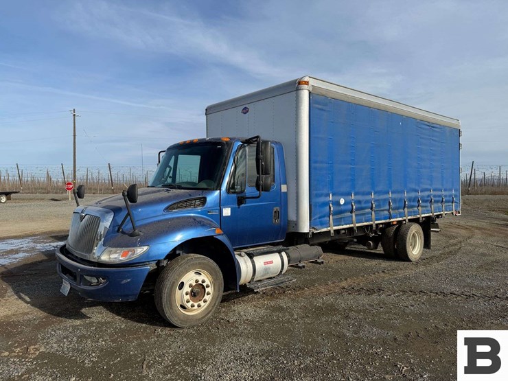 2015-international-durastar-4300-image-1