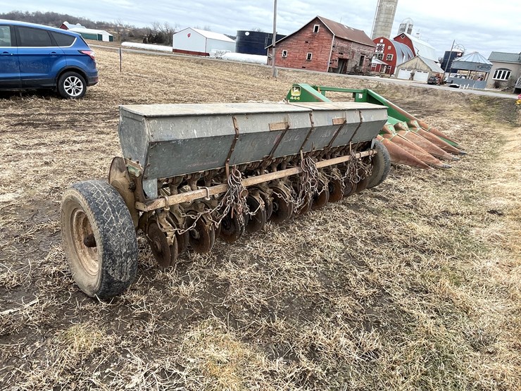 john-deere-10-image-6