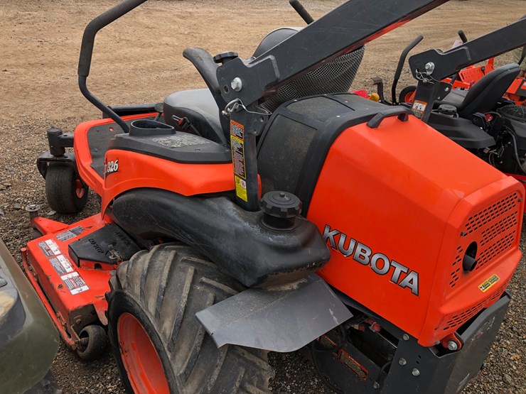 kubota-zd326-image-4