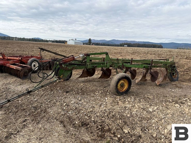 john-deere-5-image-3