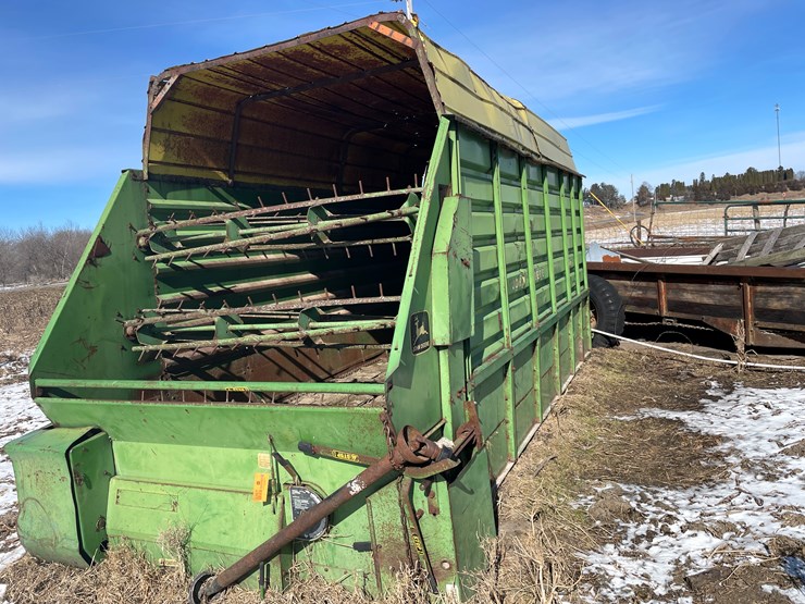 john-deere-716a-image-1