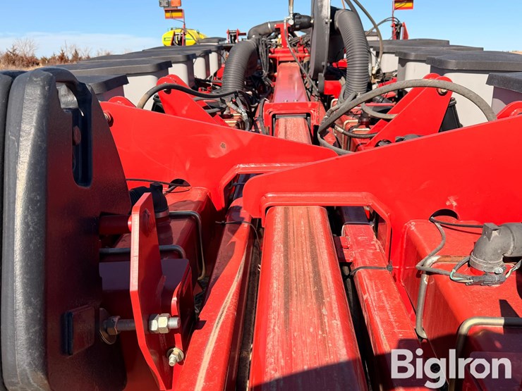 2009-case-ih-1250-image-15