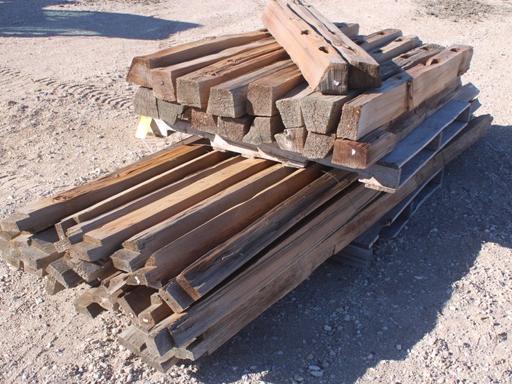 #2003-•-pallet-of-unused-split-rail-fencing-image-5