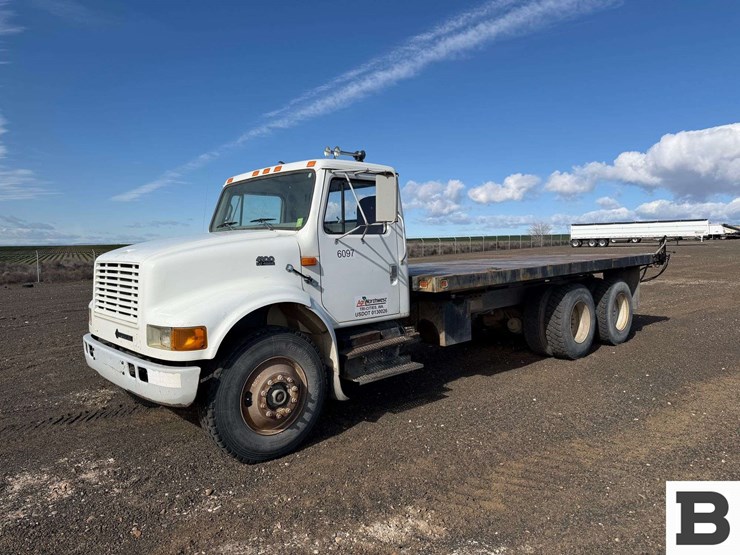 1998-international-4900-image-2