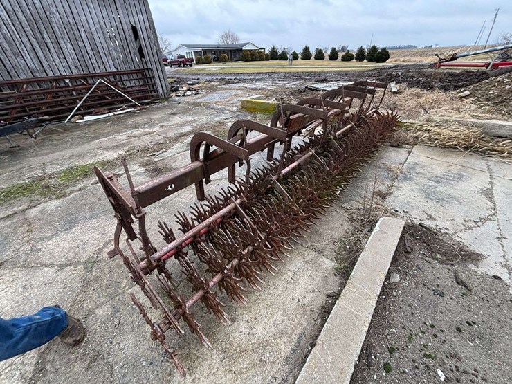 international-300-image-3