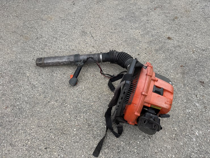 #9131-•-husqvarna-backpack-blower-(new-berlin,-wi)-image-5