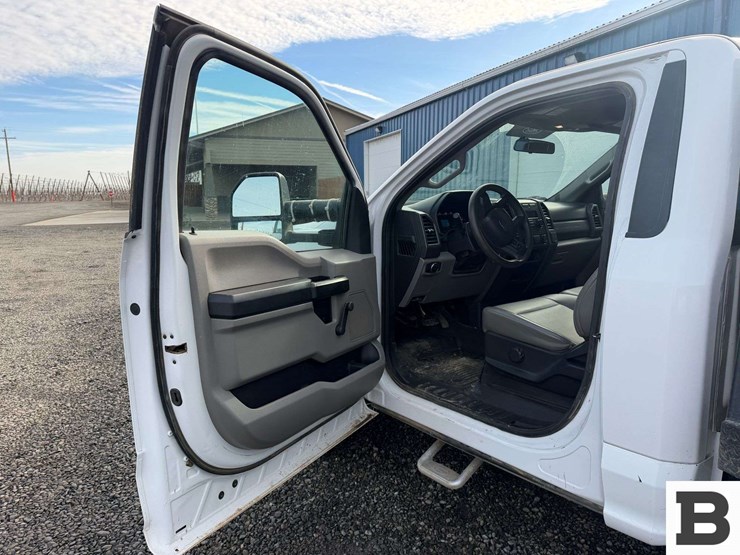 2019-ford-f350-image-22