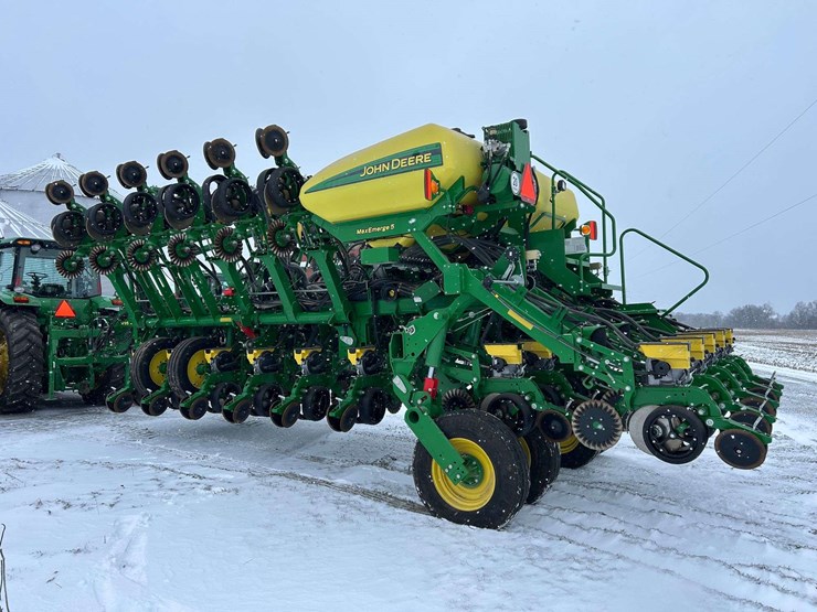 2021-john-deere-1795-image-3