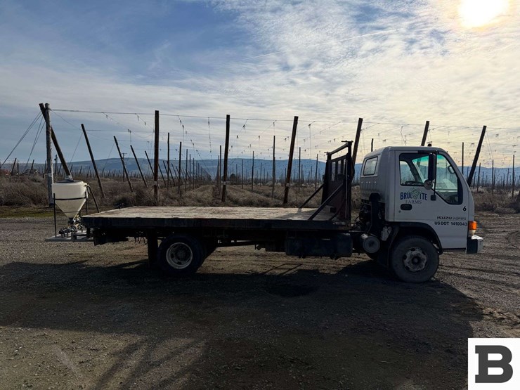 1999-isuzu-npr-image-6