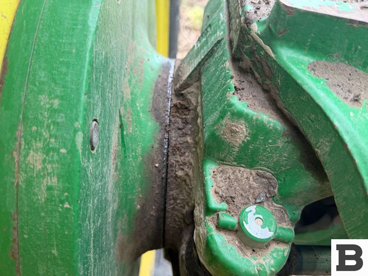 1995-john-deere-8300-image-23