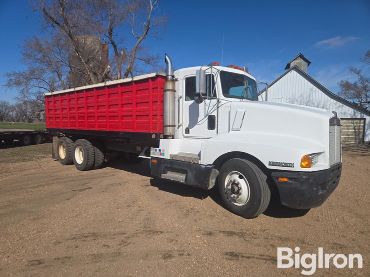 1989-kenworth-t600-image-3